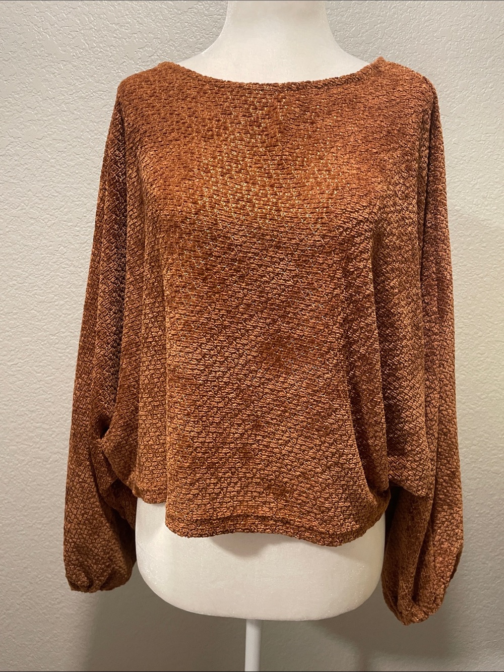 Sadie & Sage Rust Sweater with Shiny Threading Size M/L